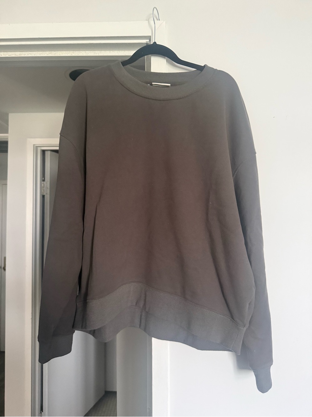 Comfrt Gray Crewneck - Picture 3 of 9